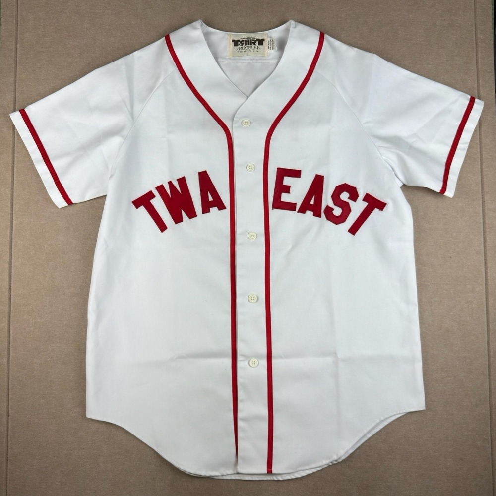 TShirt Museum USA Baseball Jersey Men's M TWA East Flinn #1 White Red Cotton